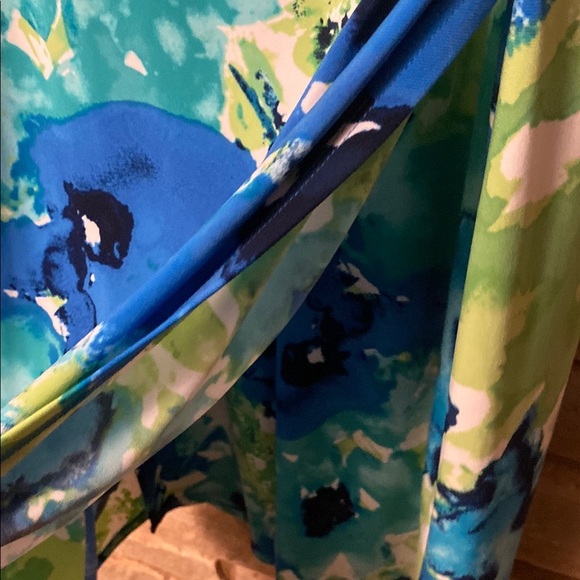 Ralph Lauren LRL Dress Womens Size 4Green Floral Stretch Surplice SheathCorpcore - Picture 11 of 11